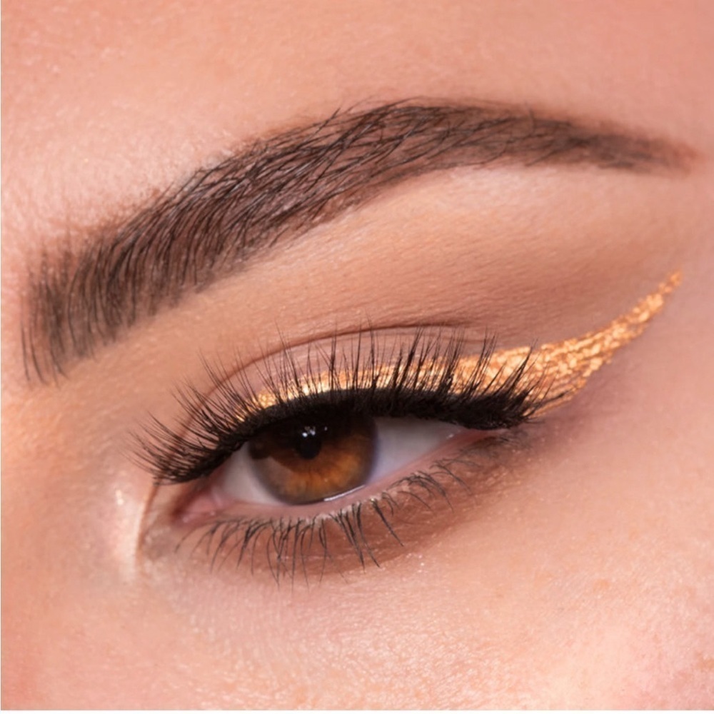 theBalm 14K GOLD Schwing Liquid Eyeliner | NEW |
The Balm Cosmetics